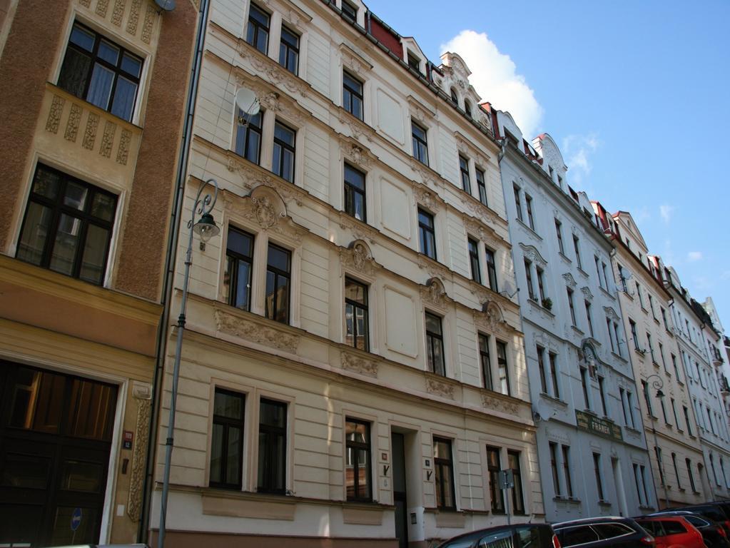 Apartman Raisova 1180 Apartment Karlovy Vary Exterior photo